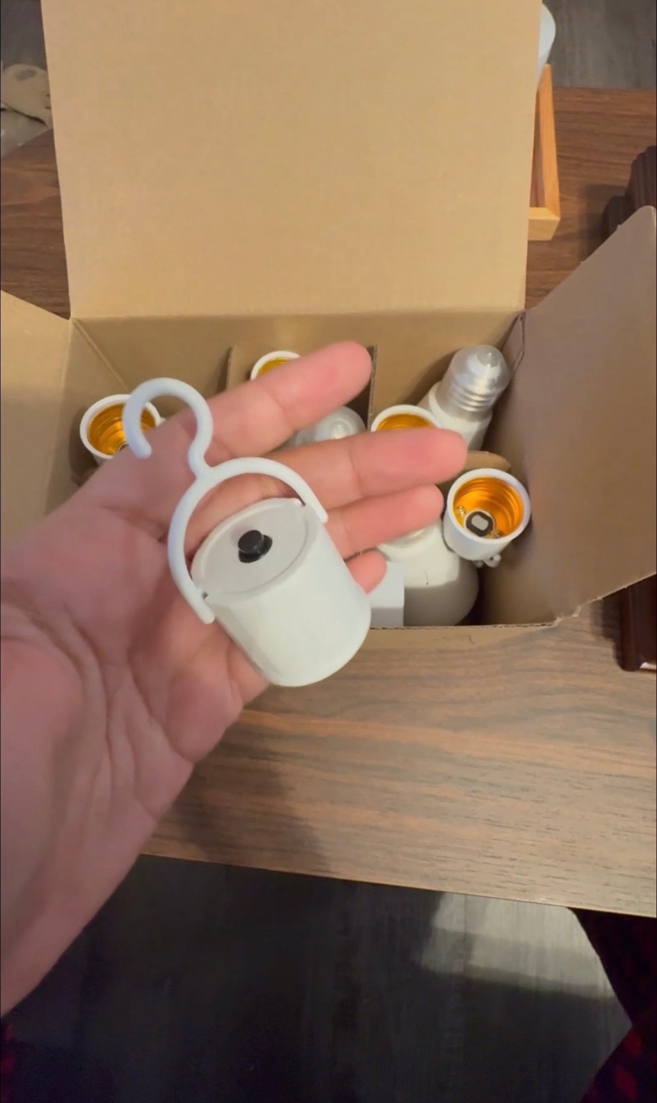 LED Rechargeable Detachable Emergency Bulb Light