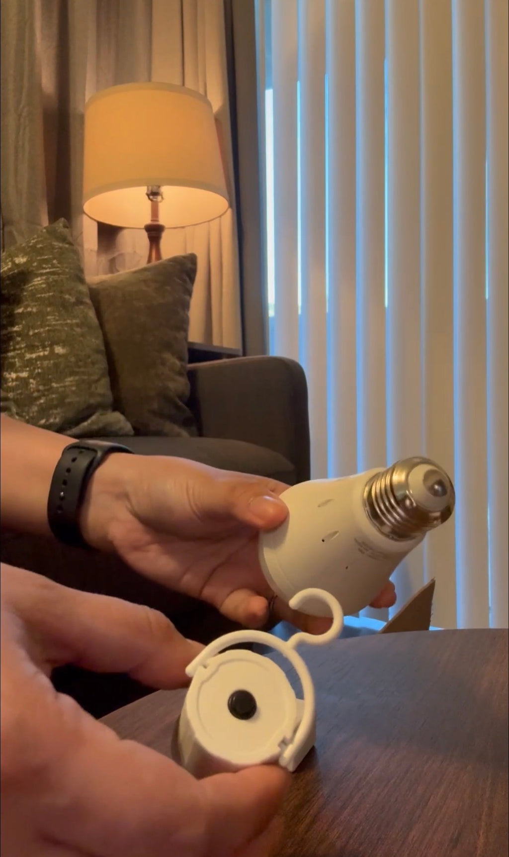 LED Rechargeable Detachable Emergency Bulb Light