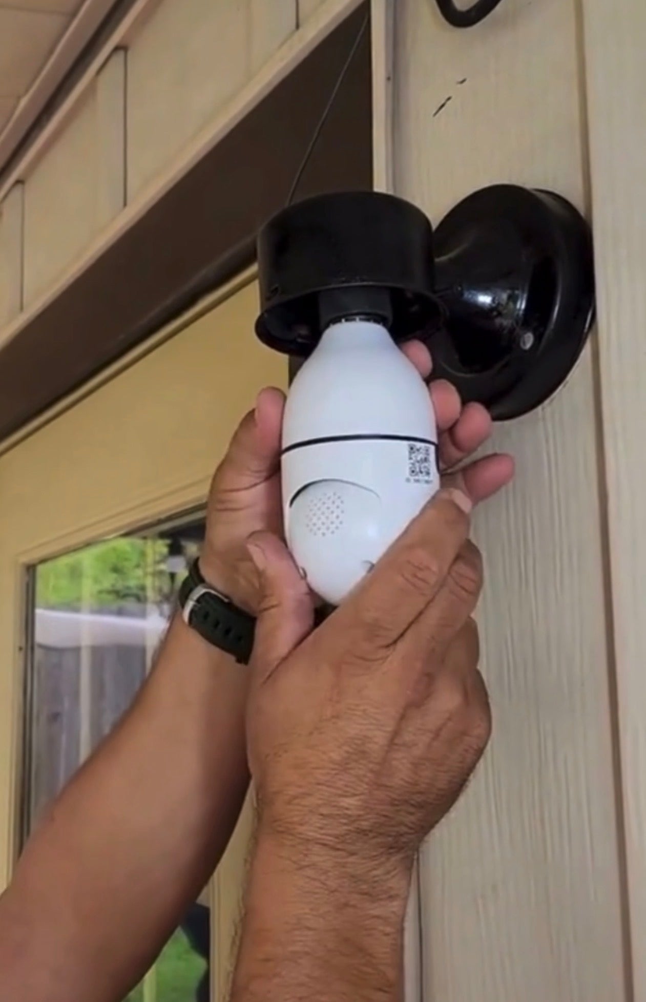 StealthCam Light Bulb Security Camera